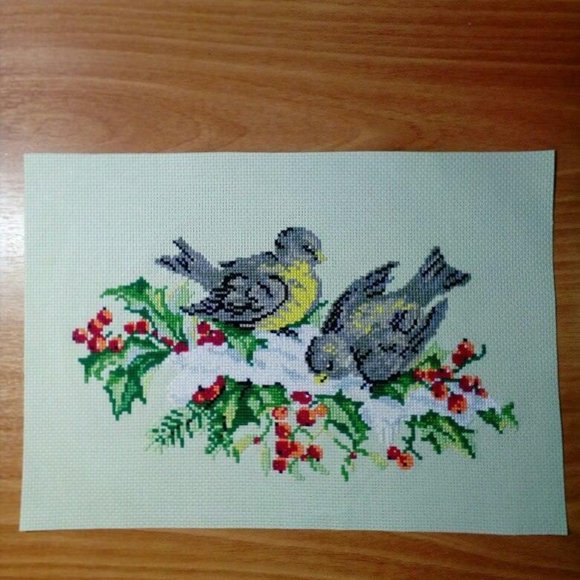 New Handmade Embroidered picture "Titmice " 26 cm x 16 cm Cross Stitch - Picture 4 of 4